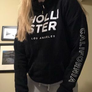 Hollister pullover hoodie